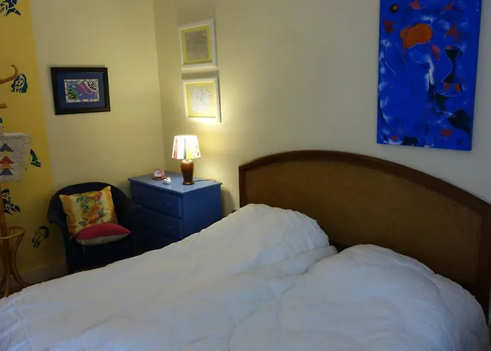 Les Londes By Interhome *